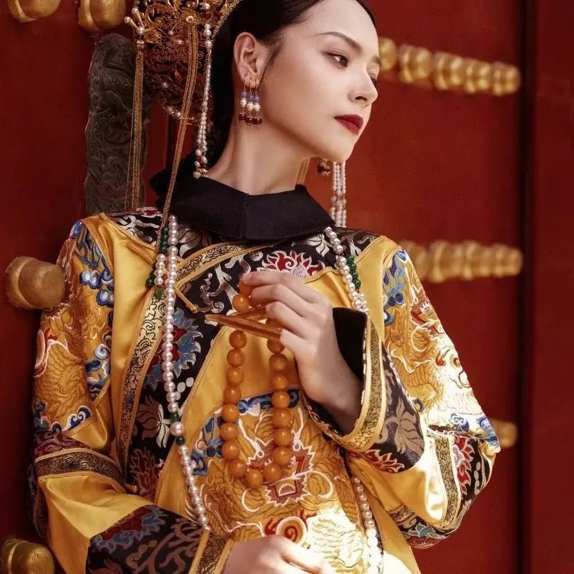 Emperor of Qing Dynasty Sacrificial Costume Clothing Empress Museum Gege Photo Petite Flag Antique Ancient Style - SS69