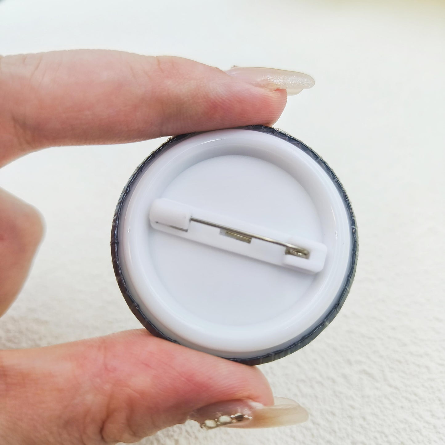 [Durable Build] Stylish 'Artists Against AI' Brooch Pin - Black & Red Prohibitory Symbol Design with White Text - Perfect for Clothing, Hats, Backpacks - Unique Fashion Accessory for Friends, Classmates, and Colleagues - Thou SS69