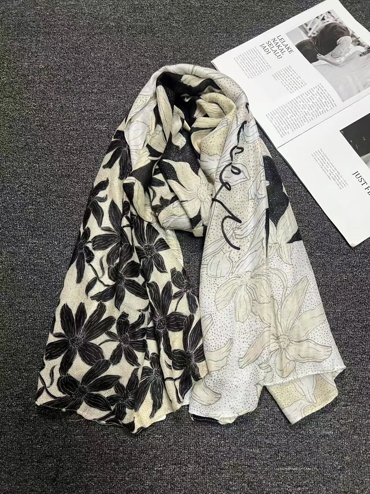 Foreign Trade Original Order Spanish Fashion New Product Knitted Embroidery Printed Outdoor Beach Sunshade Women's Scarf - SS69