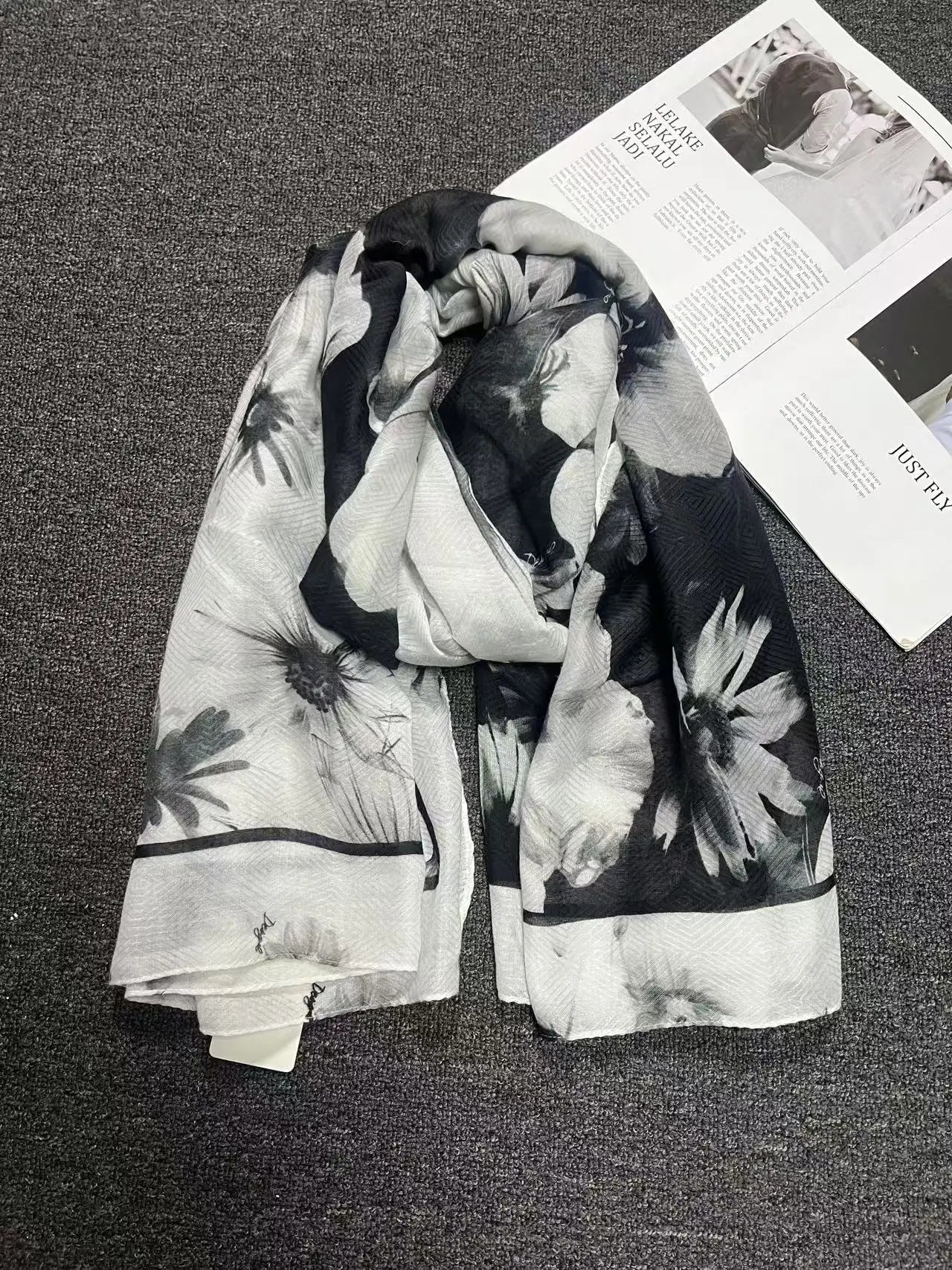 Foreign Trade Original Order Spanish Fashion New Product Knitted Embroidery Printed Outdoor Beach Sunshade Women's Scarf - SS69