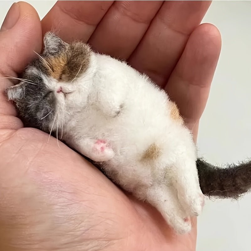 Note: This Is a DIY Material Pack, Cat Needle Felt Handmade DIY Kit, Handmade Craft Kit for Beginners And Adults, Unique Animal Felt Kit, Including Hand Needles, Pincushions, Matching Felt And Instruction Manual - SS69