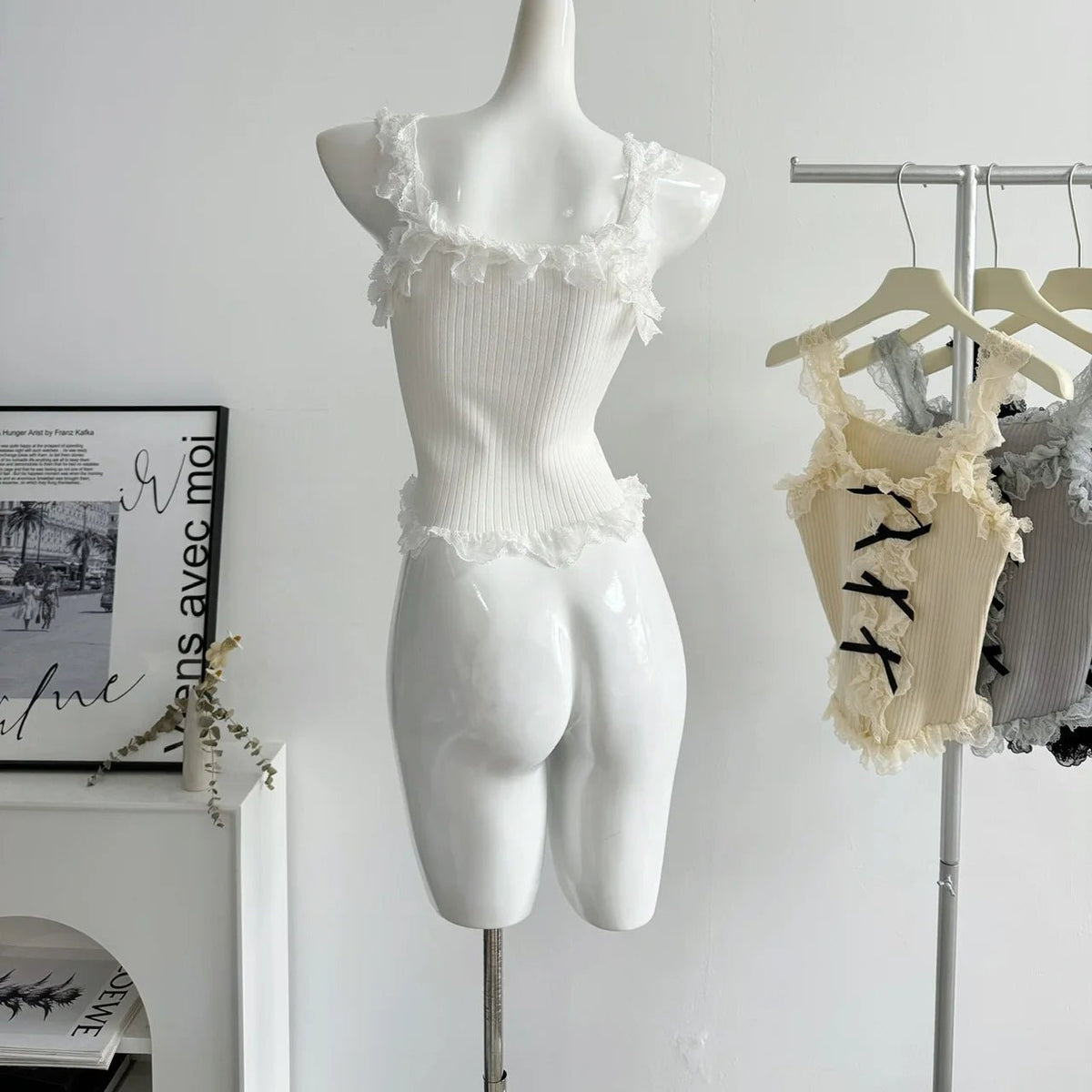 Women's Lace Patchwork White Crop Top 90s Aesthetic Fashion Bow Vest Off Shoulder Sleeveless Y2k Vintage Tank Tops 2000s Clothes - SS69